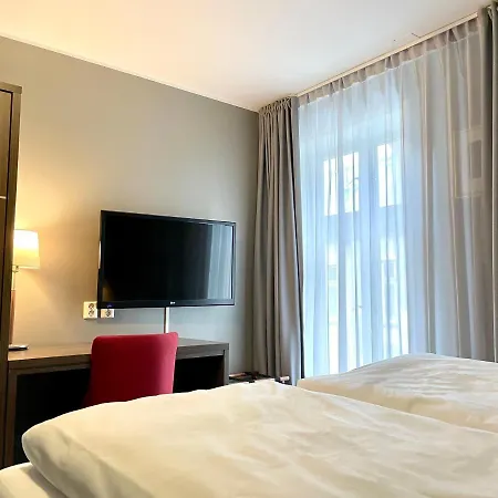 Karl Johans Gate 35 Hotell