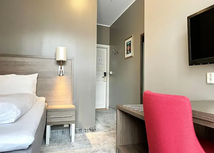 Karl Johans Gate 35 3* オスロ