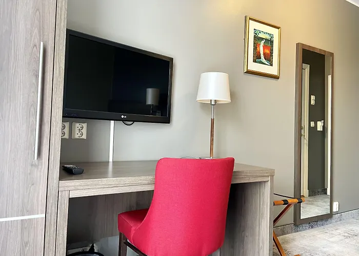 Karl Johans Gate 35 ホテル 3*