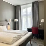 Karl Johans Gate 35