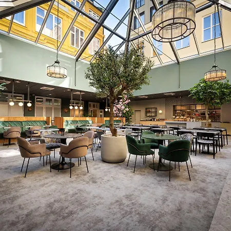 Karl Johans Gate 35 Hotell