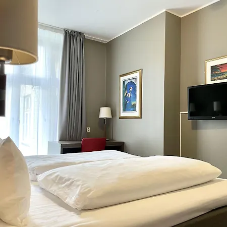 Karl Johans Gate 35 Hotell